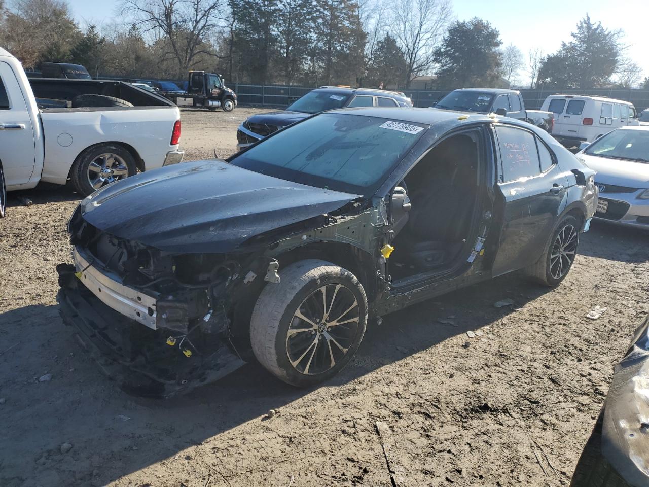 TOYOTA CAMRY L 2019