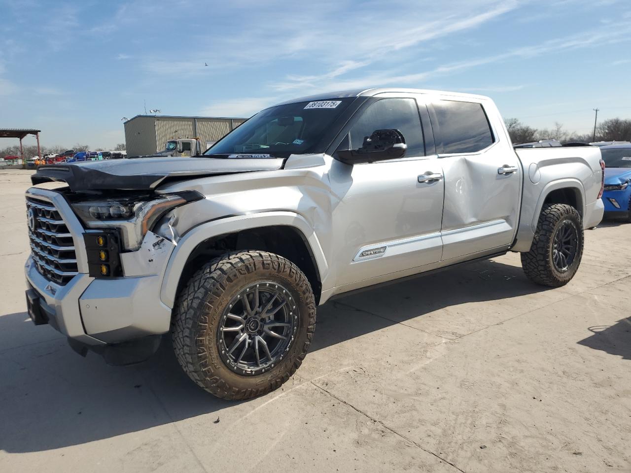 TOYOTA TUNDRA CRE 2023