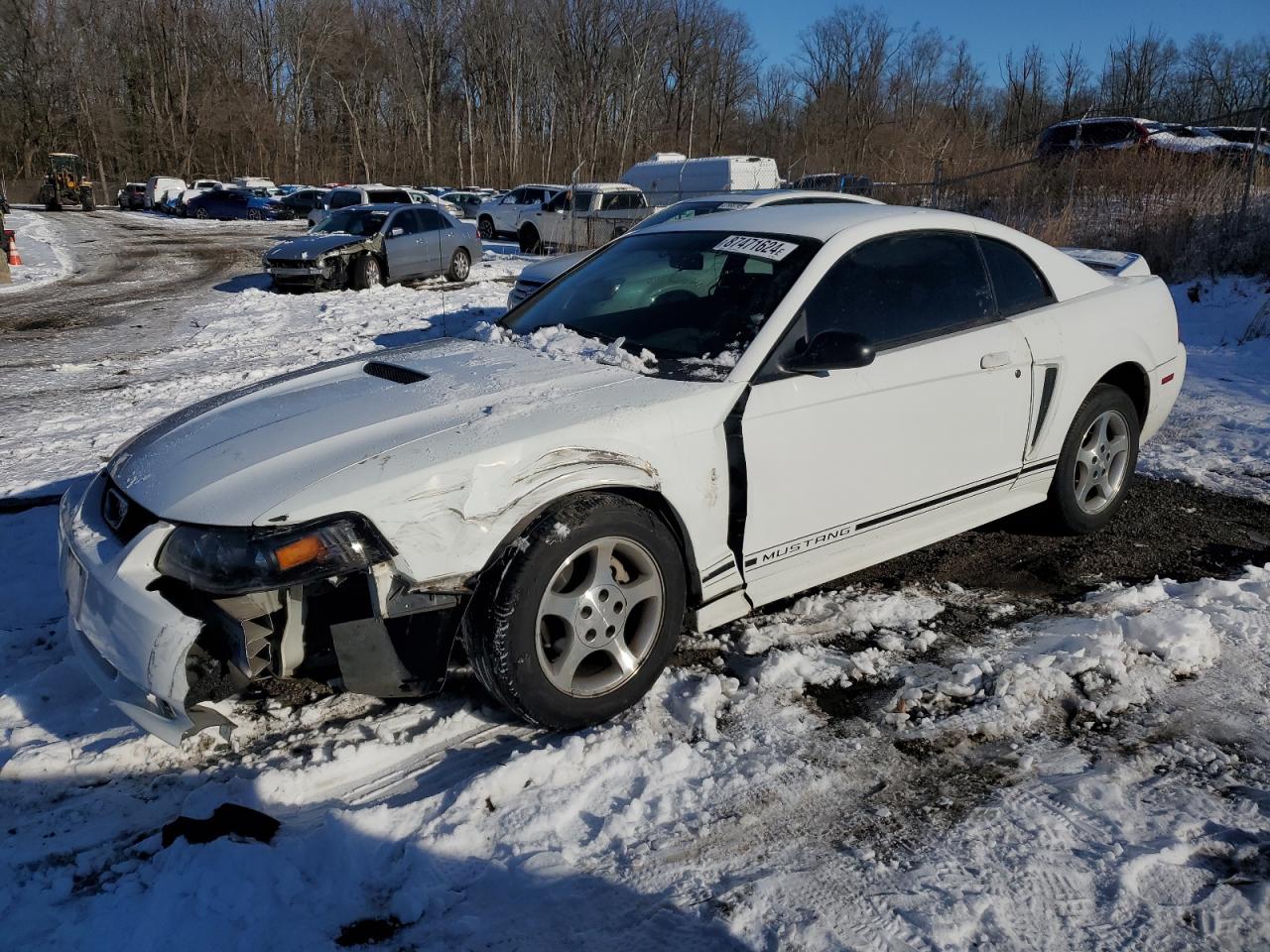FORD MUSTANG 2000