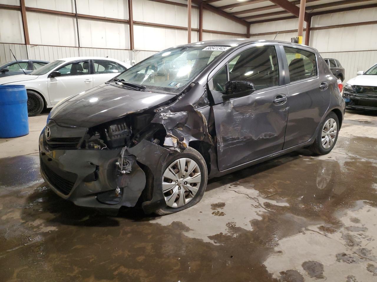 TOYOTA YARIS 2013