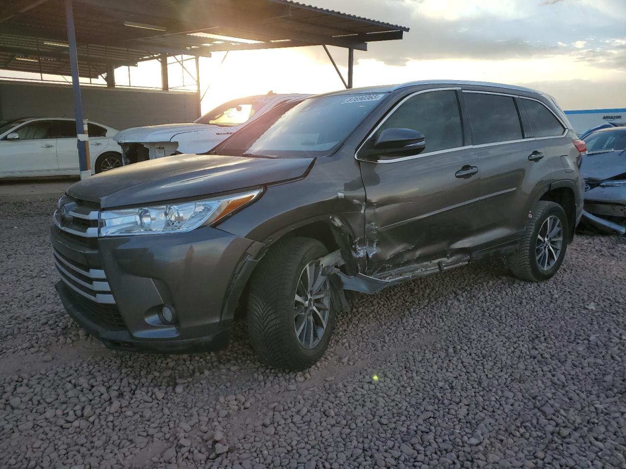 TOYOTA HIGHLANDER 2019