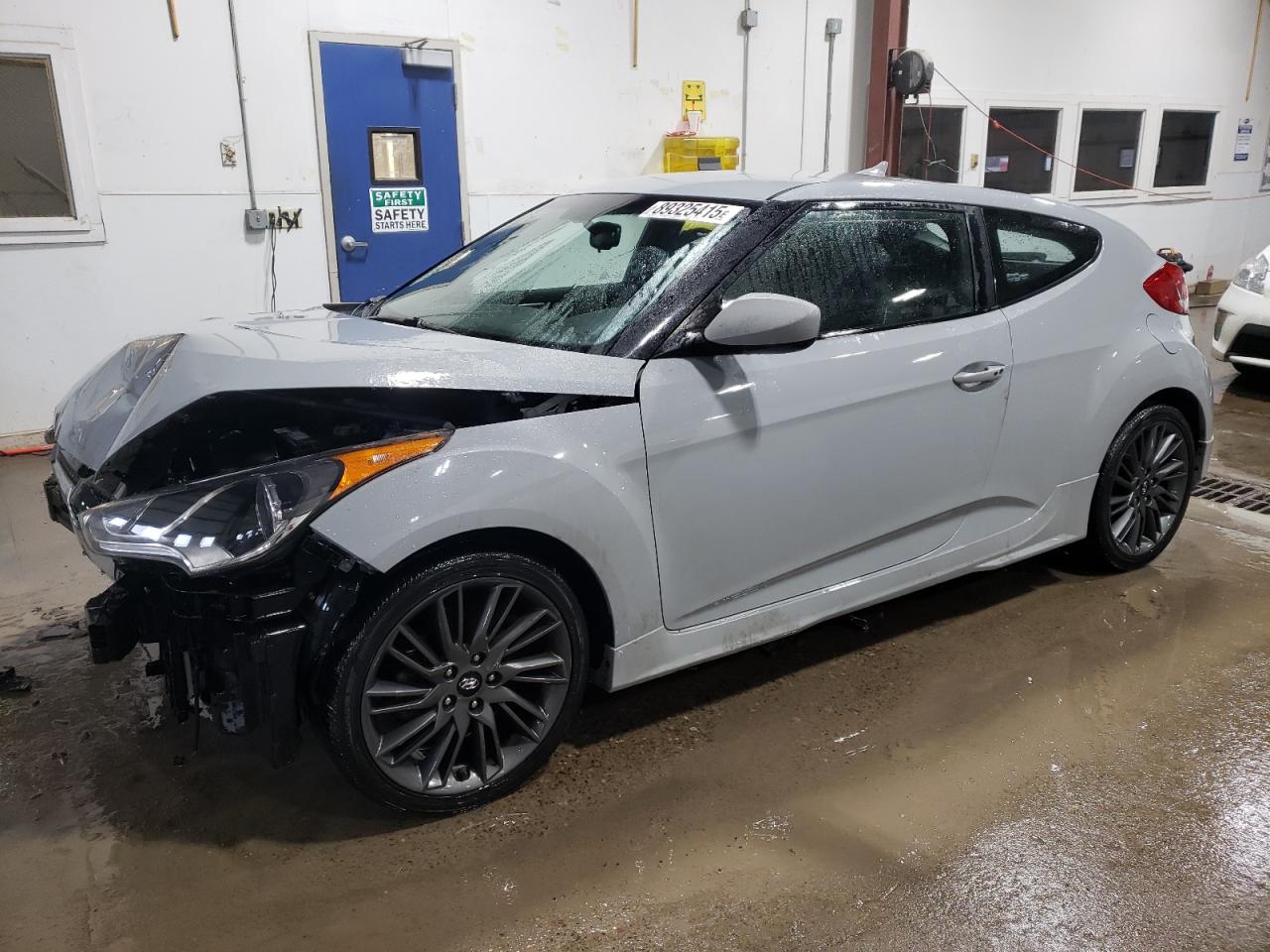 HYUNDAI VELOSTER 2013