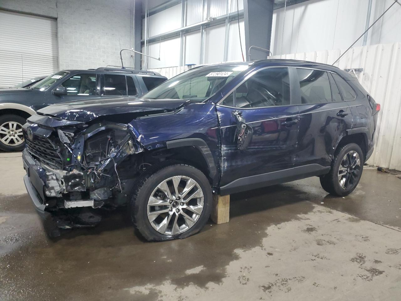 TOYOTA RAV4 XLE P 2021