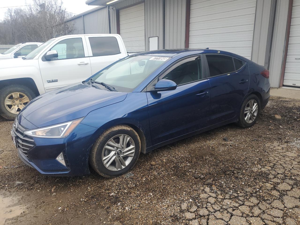 HYUNDAI ELANTRA SE 2019