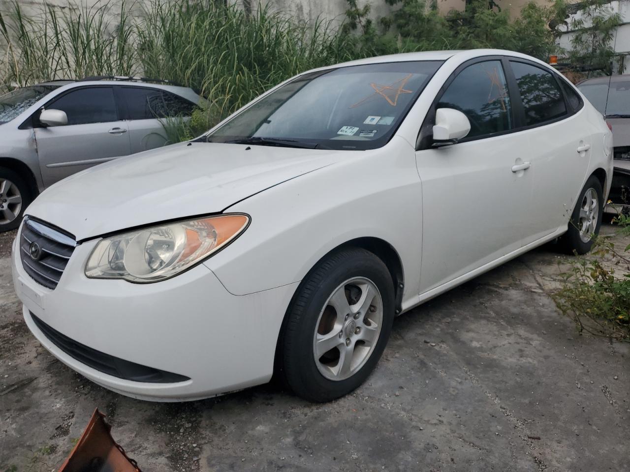 HYUNDAI ELANTRA GL 2009