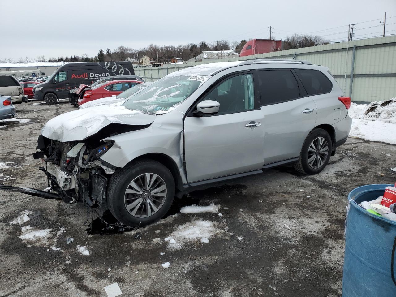 NISSAN PATHFINDER 2017
