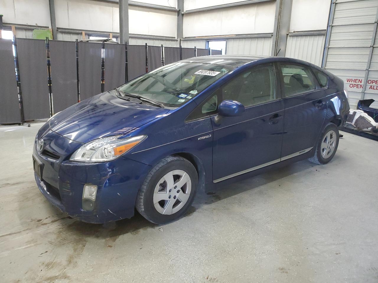 TOYOTA PRIUS 2010