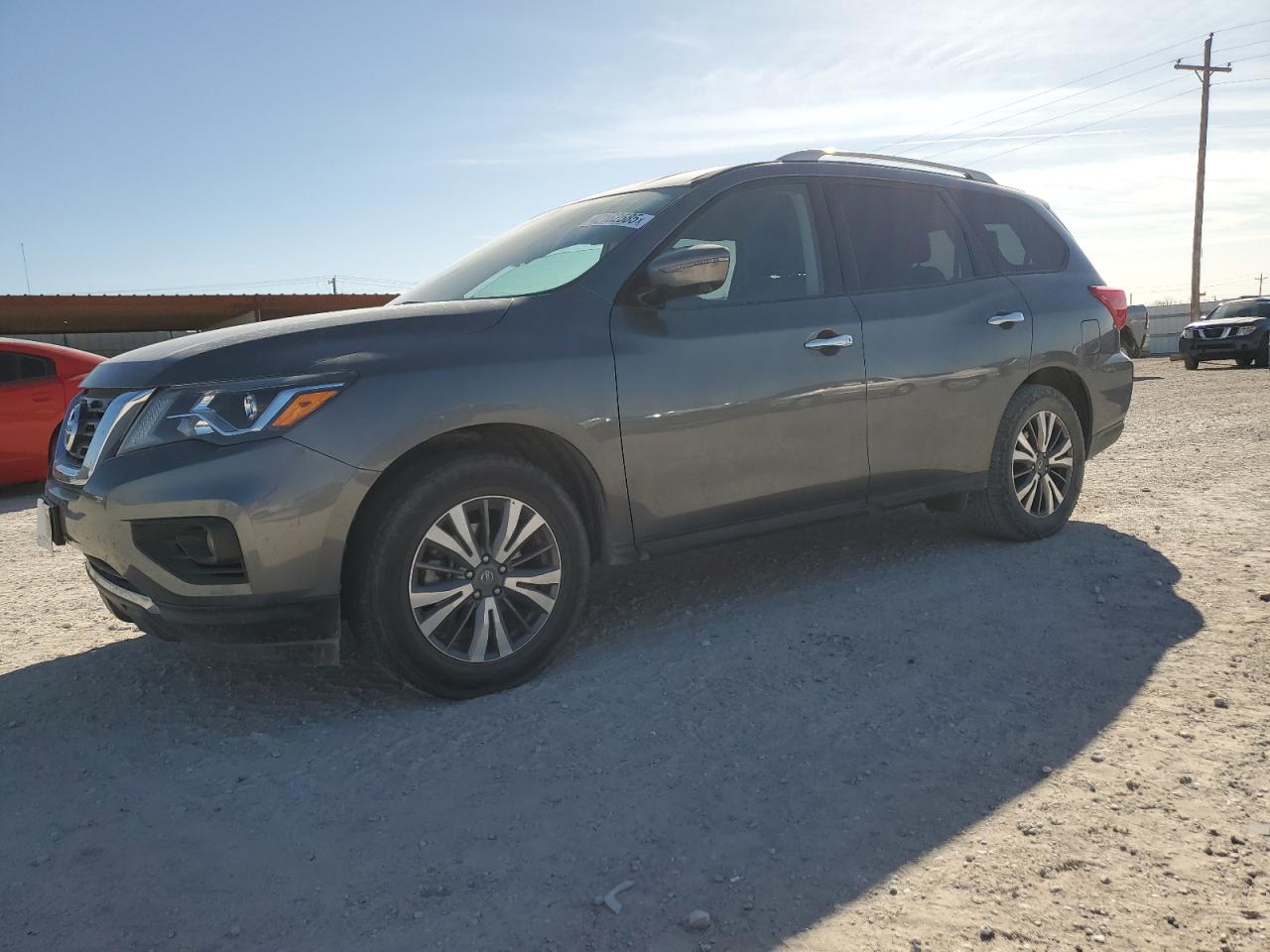 NISSAN PATHFINDER 2019