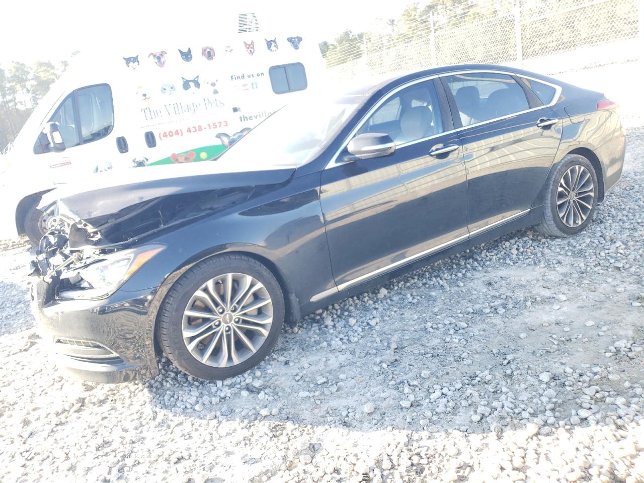 HYUNDAI GENESIS 3. 2015