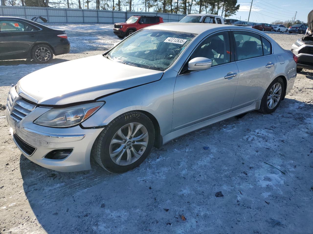 HYUNDAI GENESIS 3. 2013