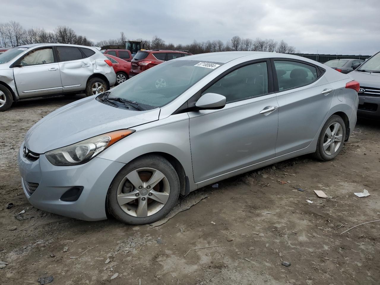 HYUNDAI ELANTRA GL 2013