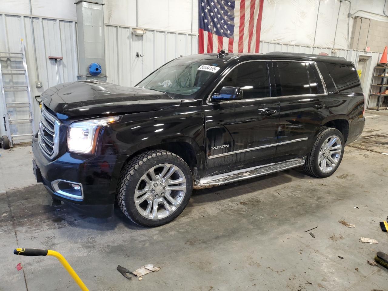 GMC YUKON SLT 2017