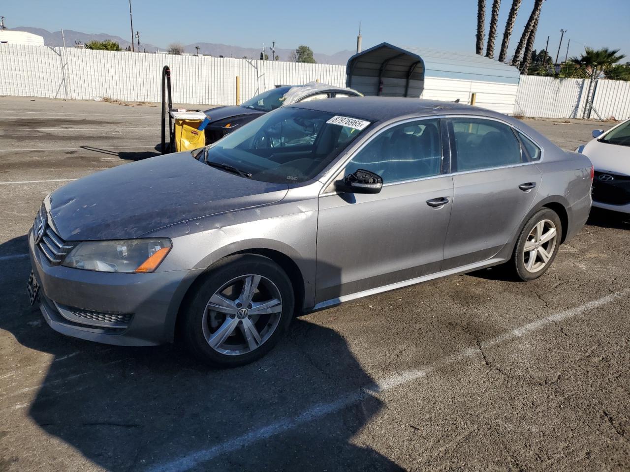 VOLKSWAGEN PASSAT SE 2015