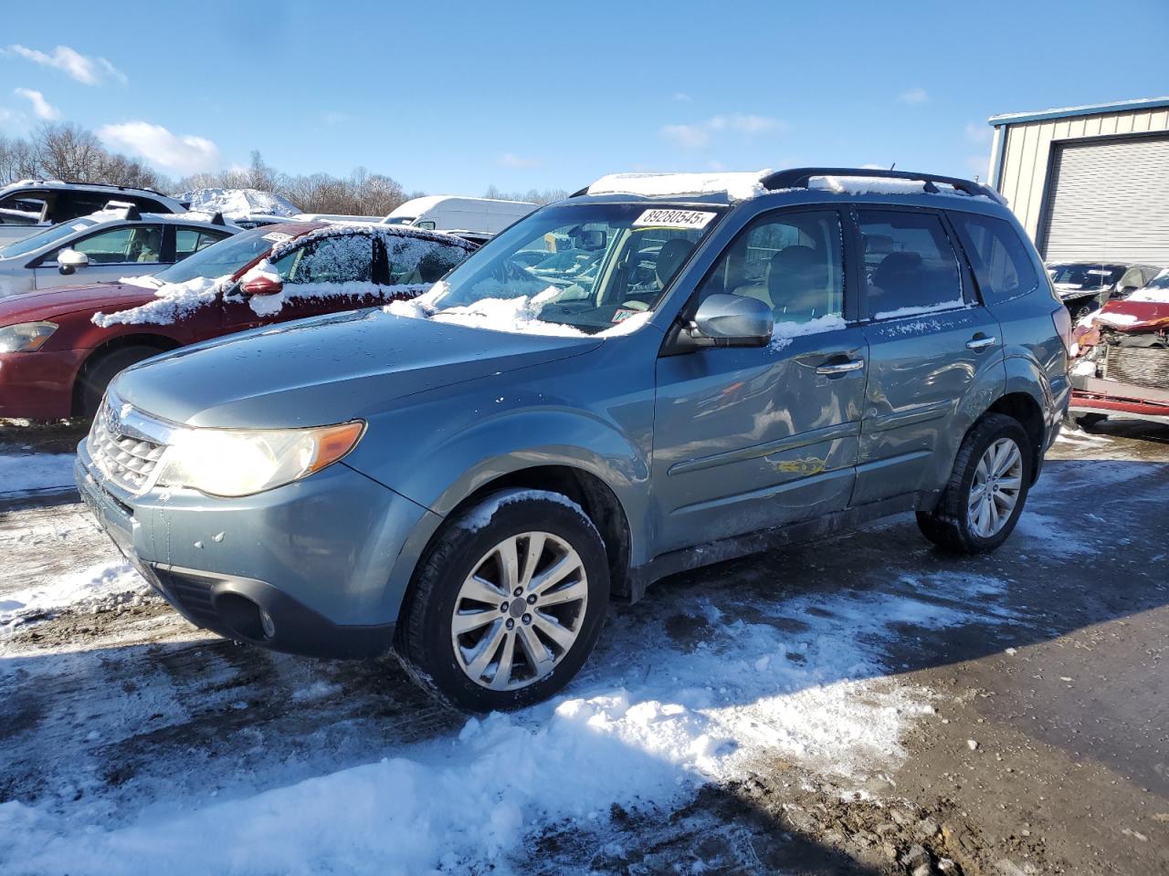 SUBARU FORESTER L 2011