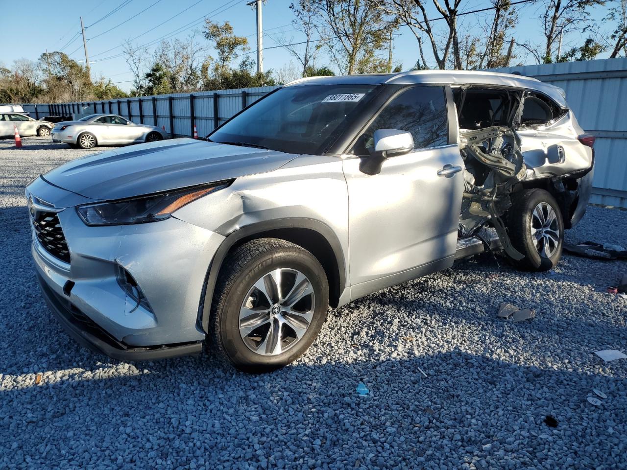 TOYOTA HIGHLANDER 2023