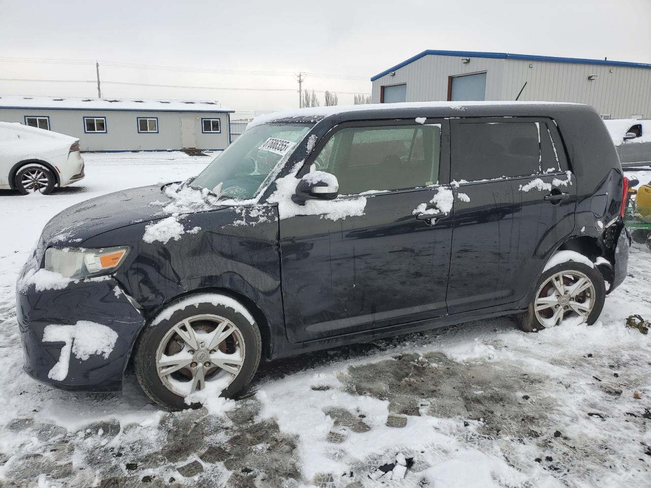 TOYOTA SCION XB 2011