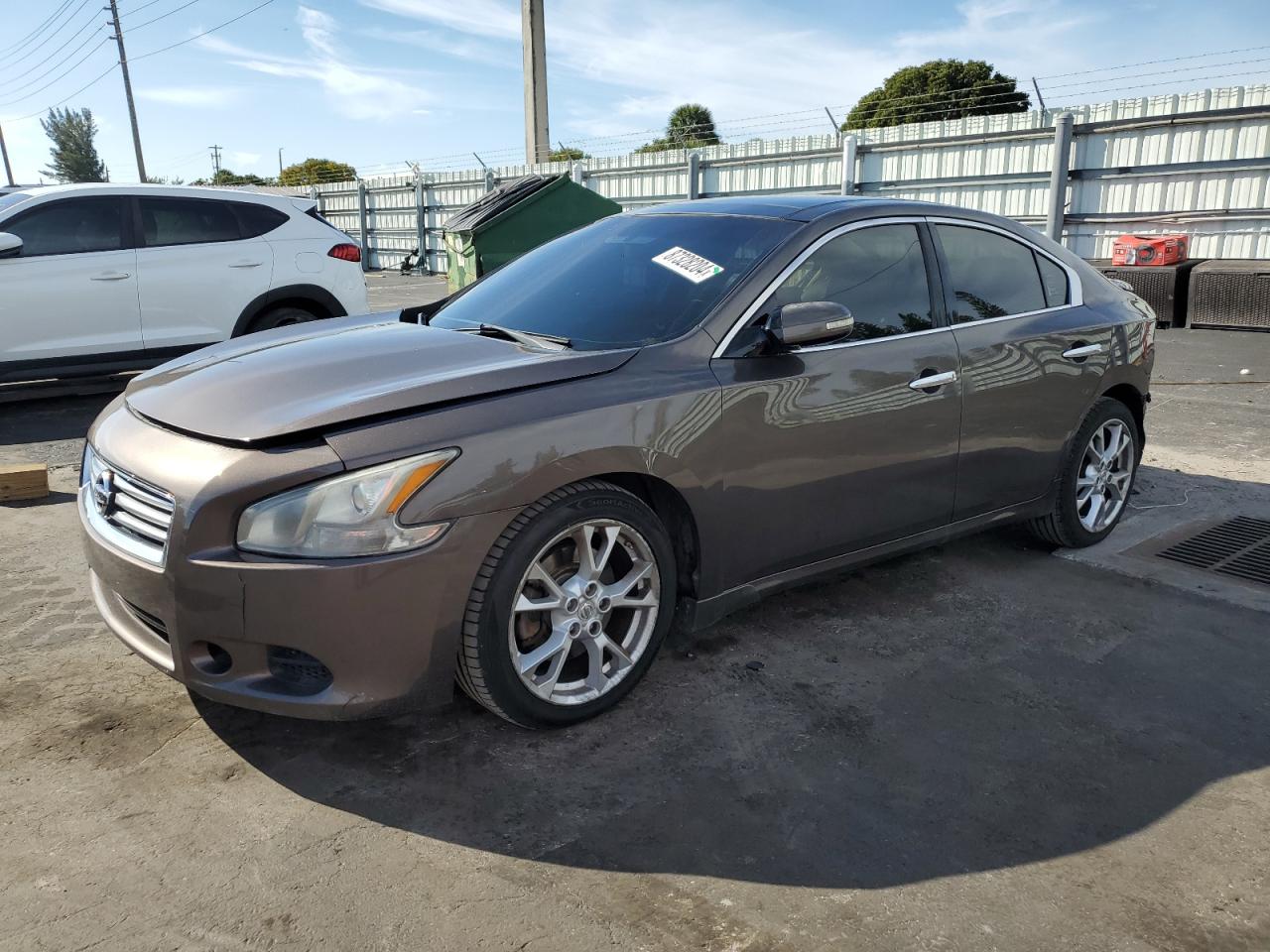 NISSAN MAXIMA 2014