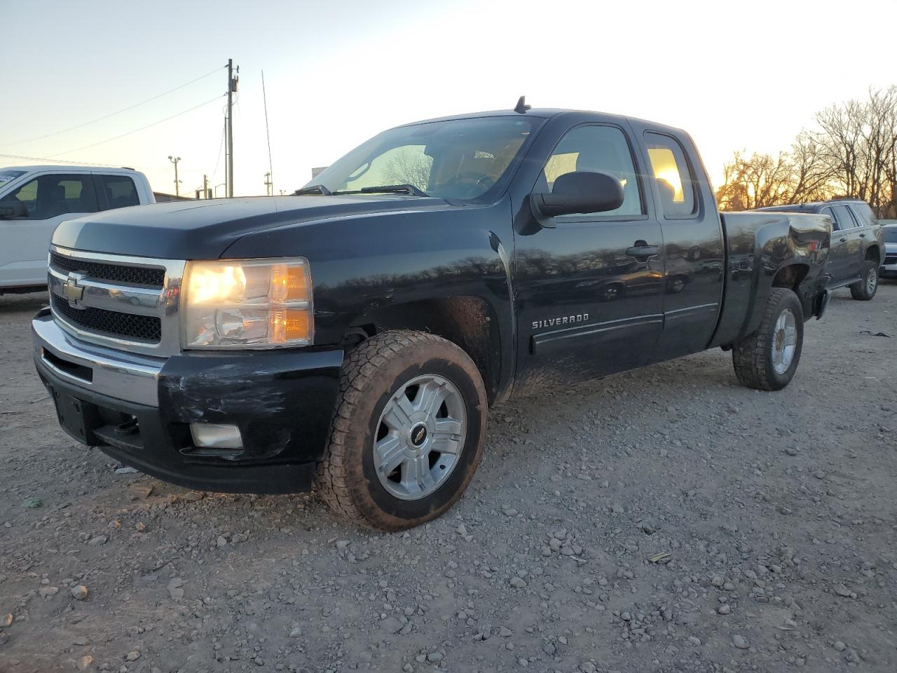 CHEVROLET SILVERADO 2011