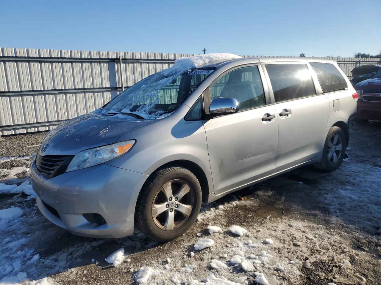 TOYOTA SIENNA 2013