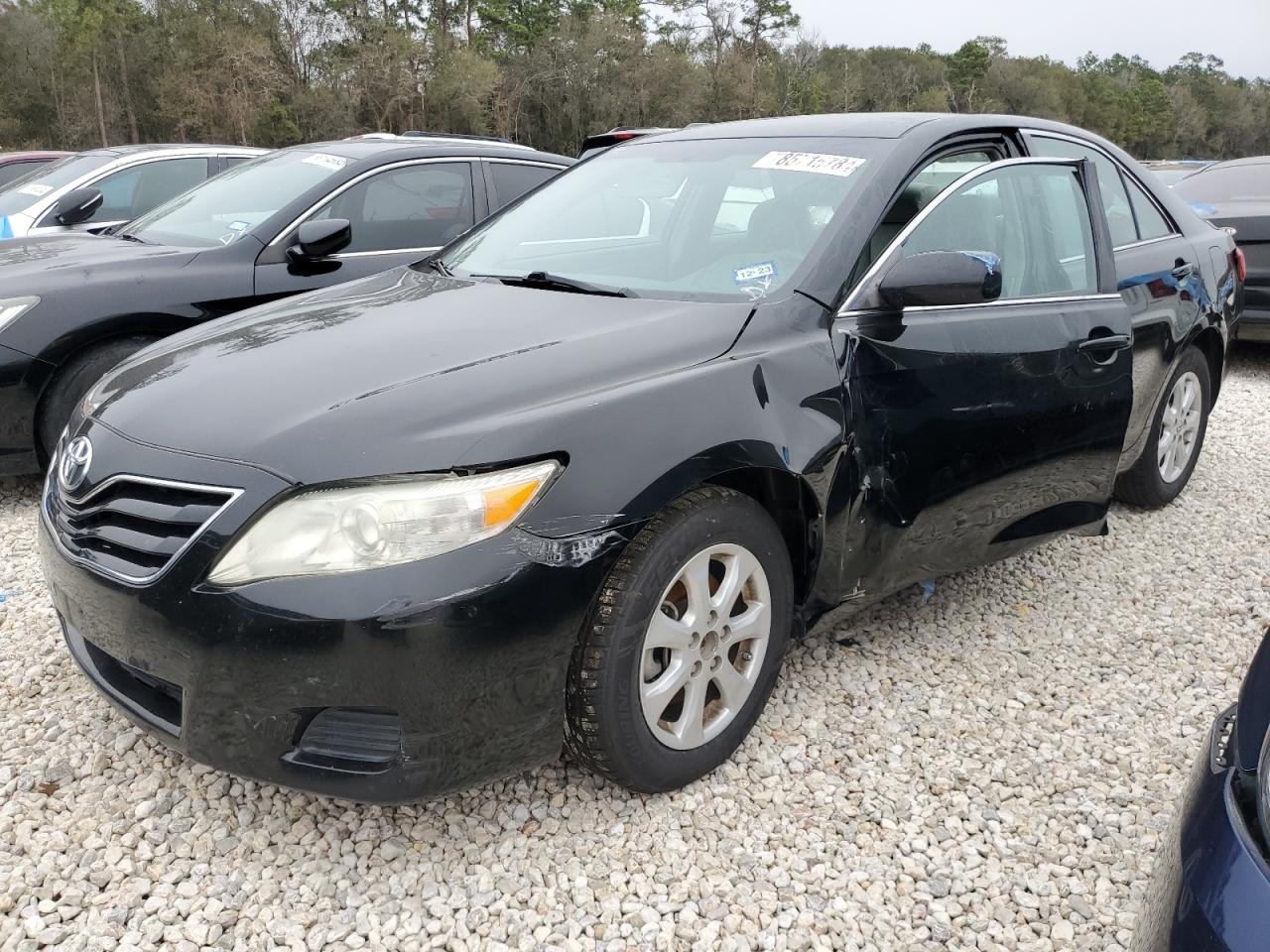 TOYOTA CAMRY BASE 2011