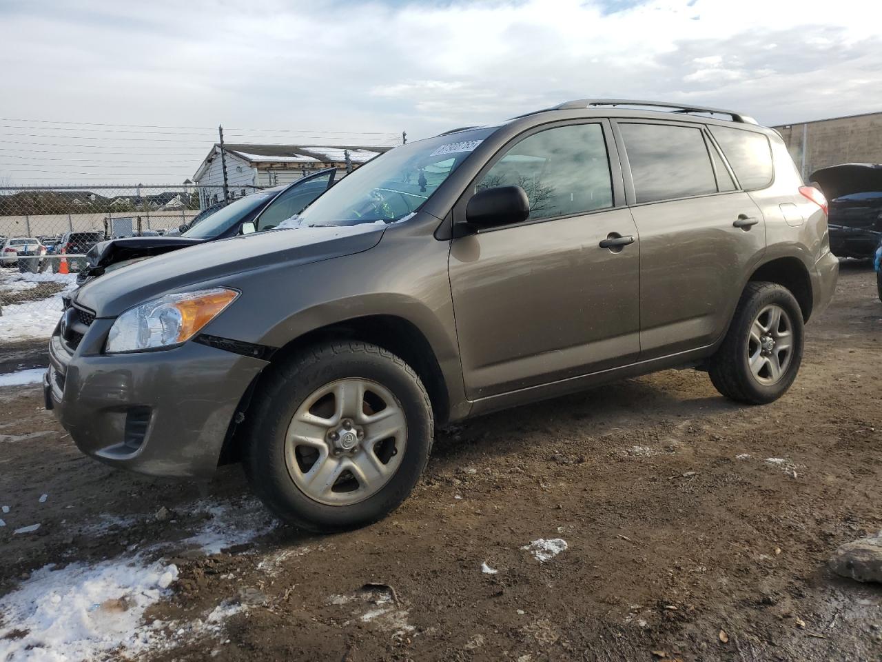 TOYOTA RAV4 2010