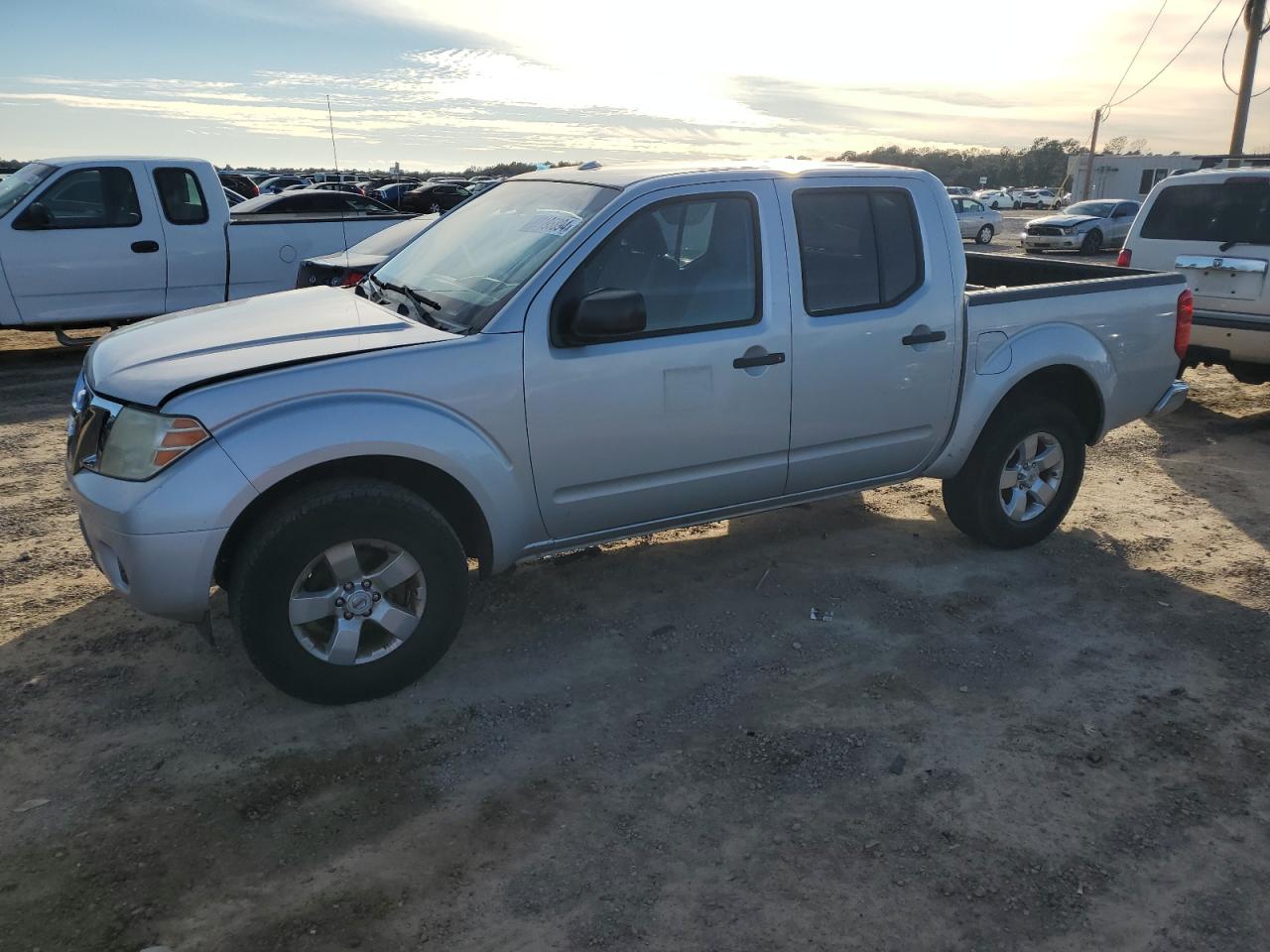 NISSAN FRONTIER S 2012