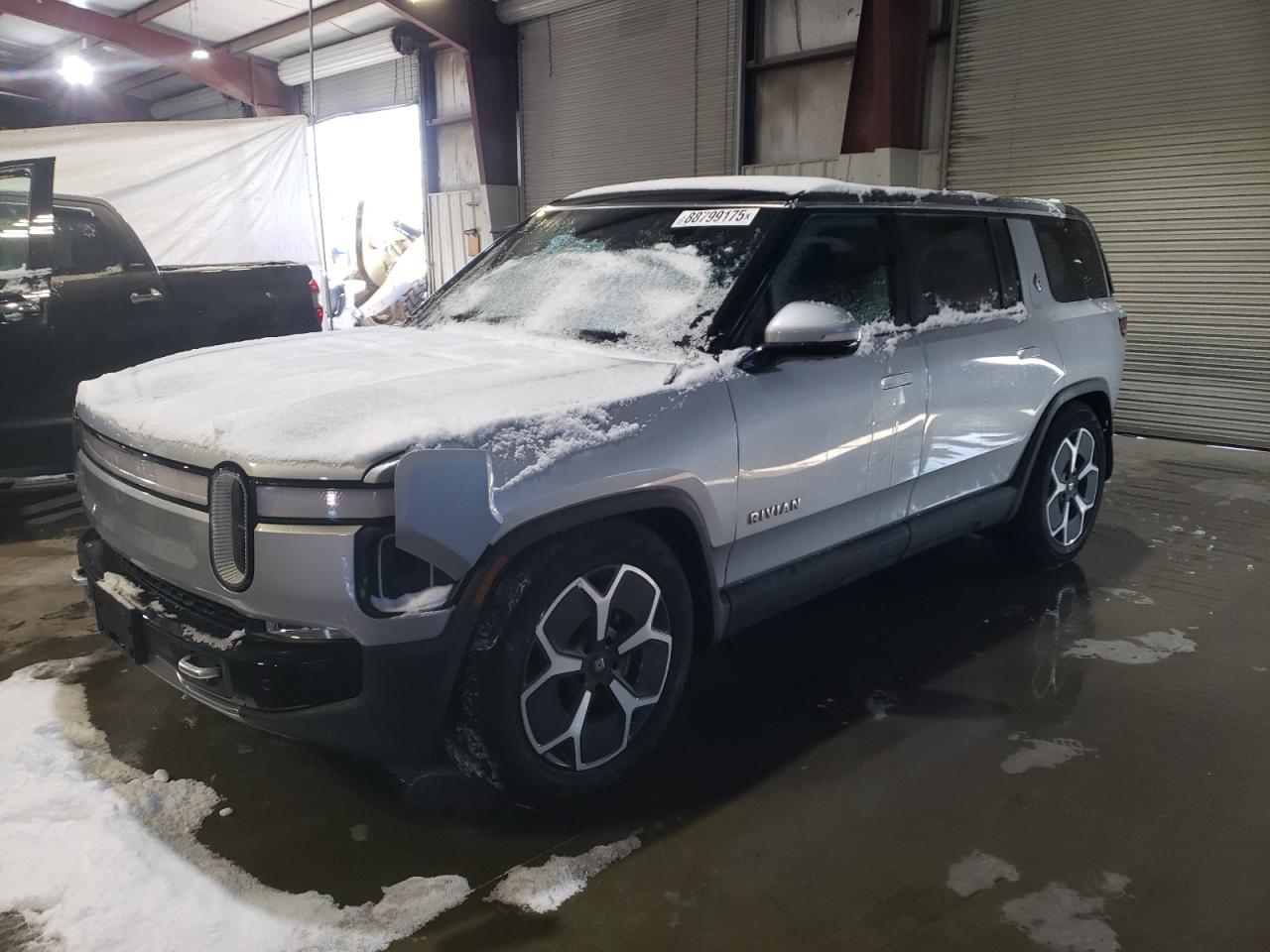 RIVIAN R1S ADVENT 2024
