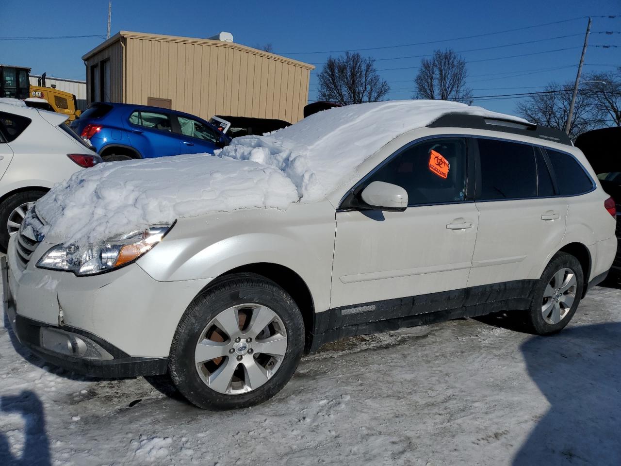 SUBARU OUTBACK 2. 2012