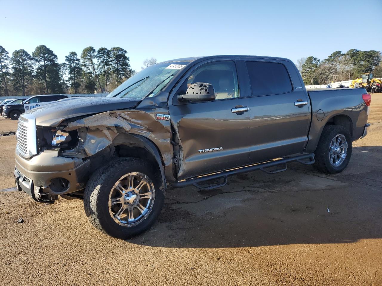 TOYOTA TUNDRA CRE 2011