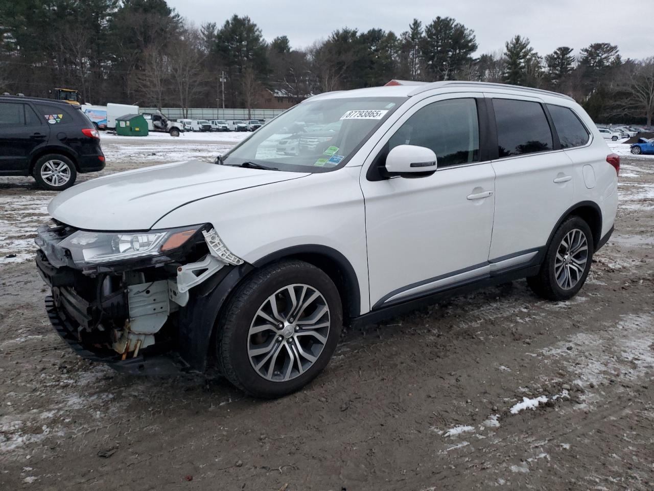 MITSUBISHI OUTLANDER 2017