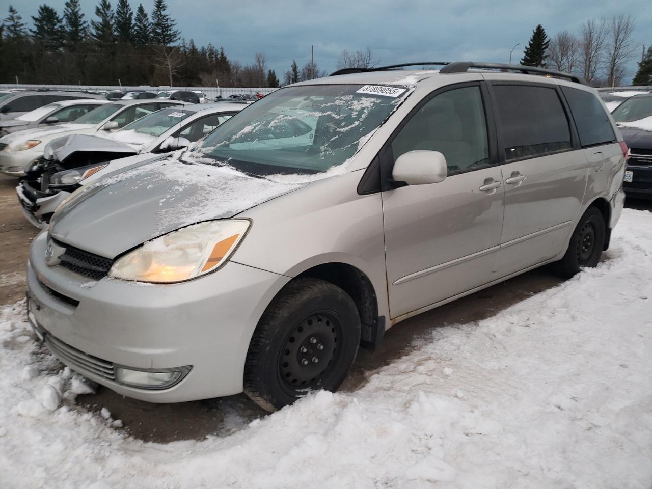 TOYOTA SIENNA CE 2005