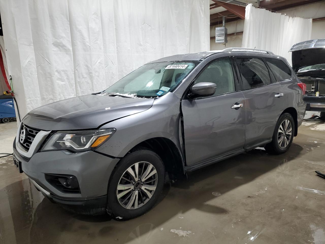 NISSAN PATHFINDER 2017