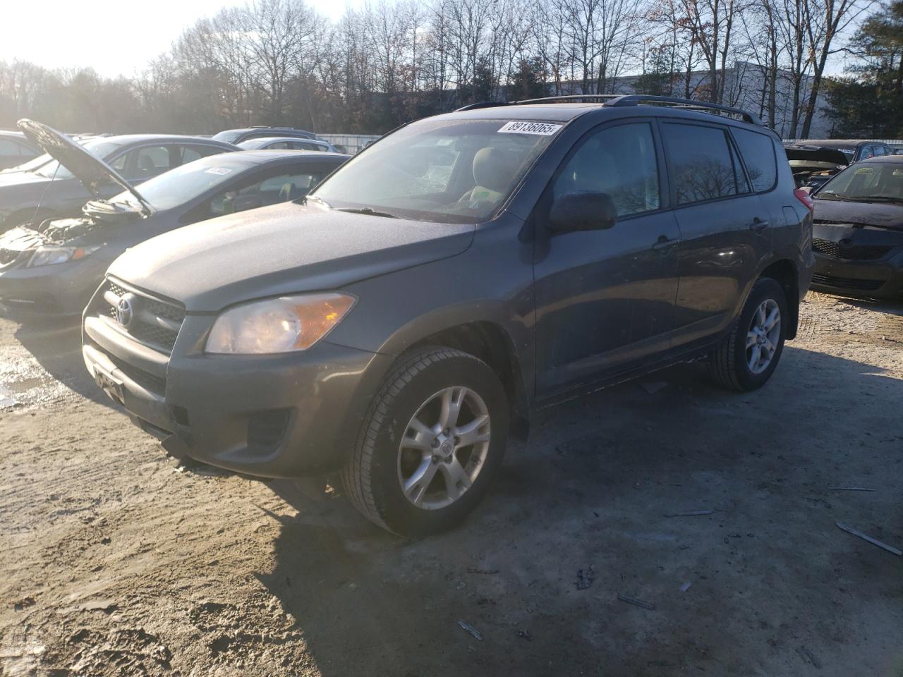 TOYOTA RAV4 2011