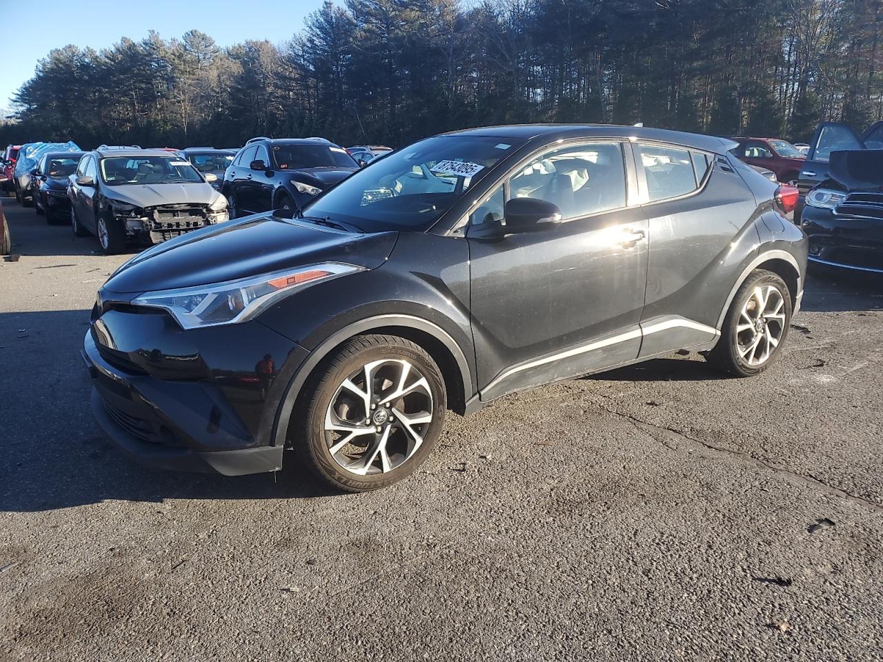 TOYOTA C-HR XLE 2018