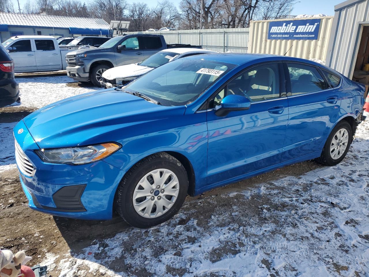 FORD FUSION 2019