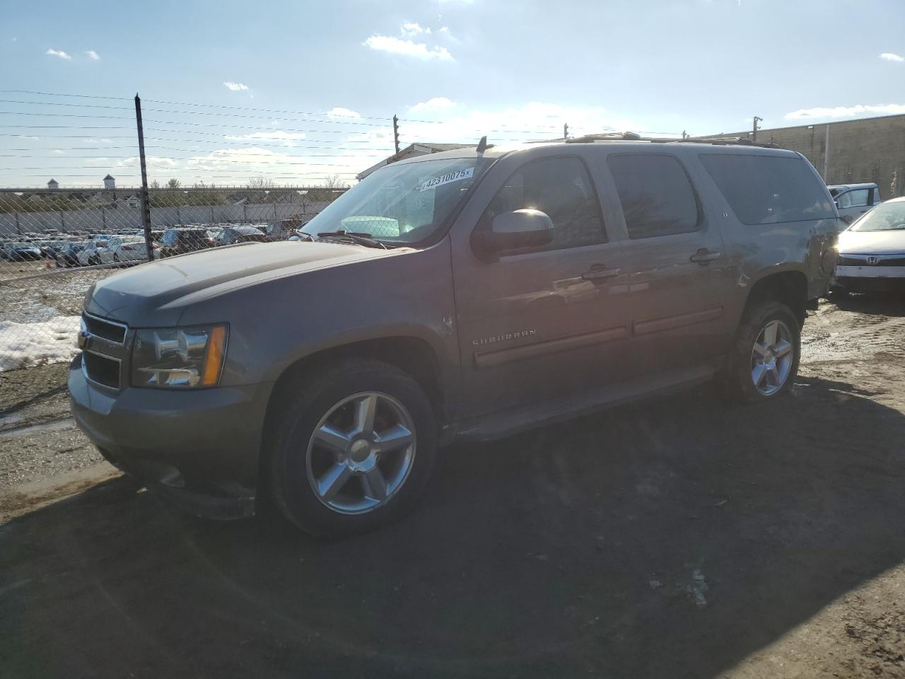 CHEVROLET SUBURBAN K 2013
