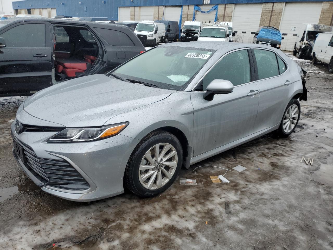 TOYOTA CAMRY LE 2024