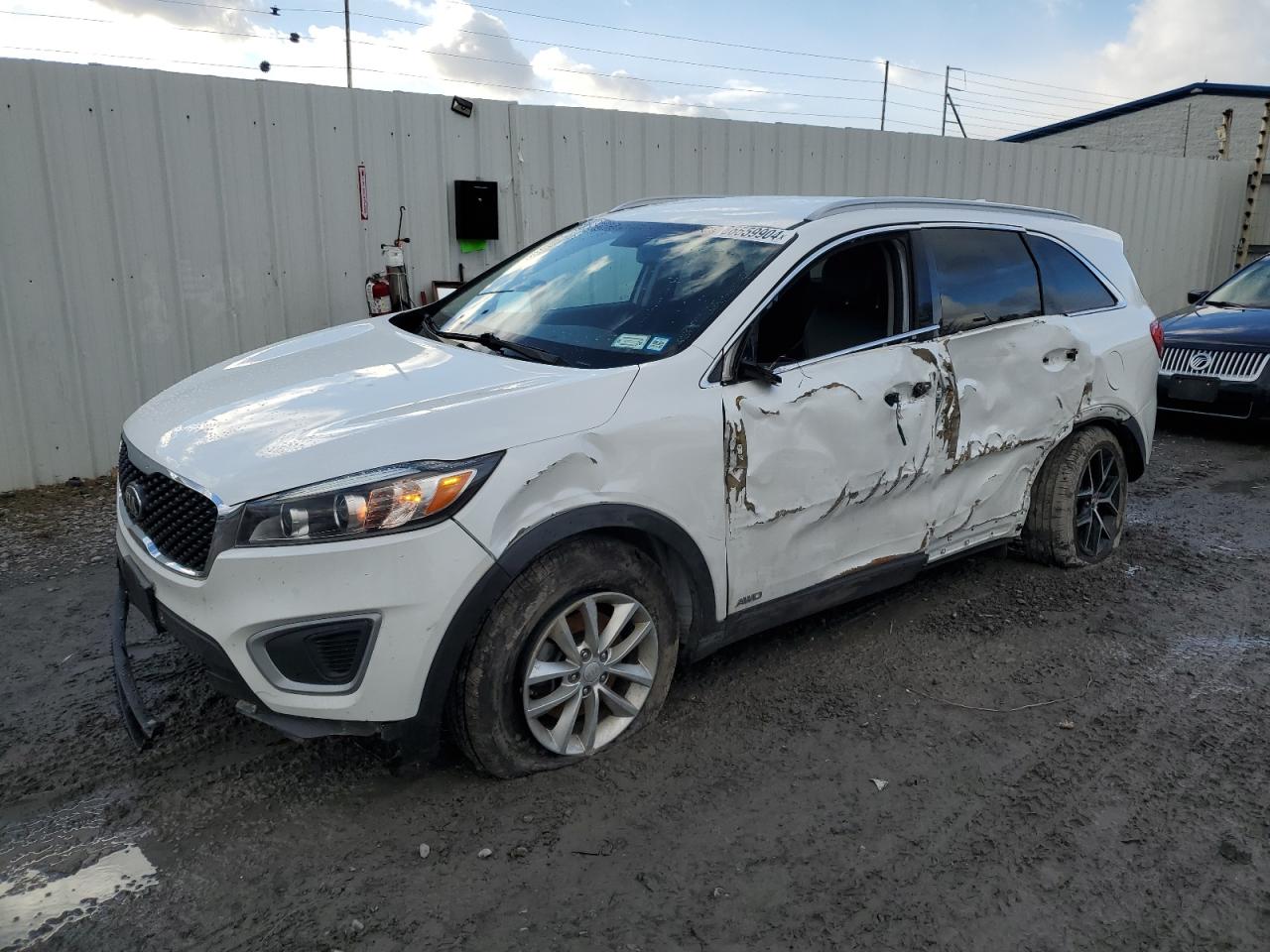 KIA SORENTO LX 2017