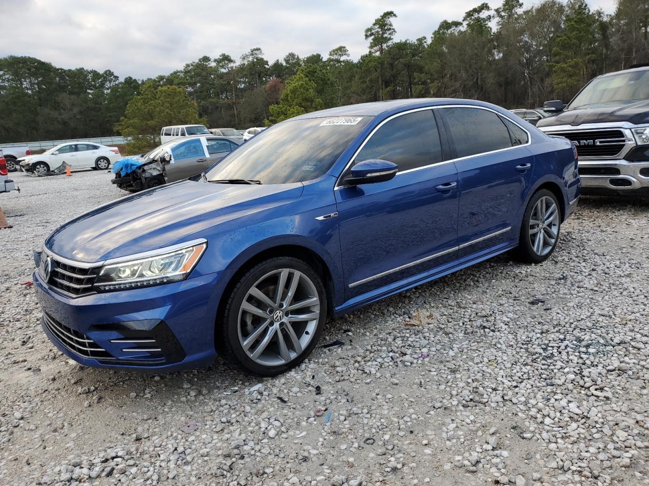 VOLKSWAGEN PASSAT R-L 2017