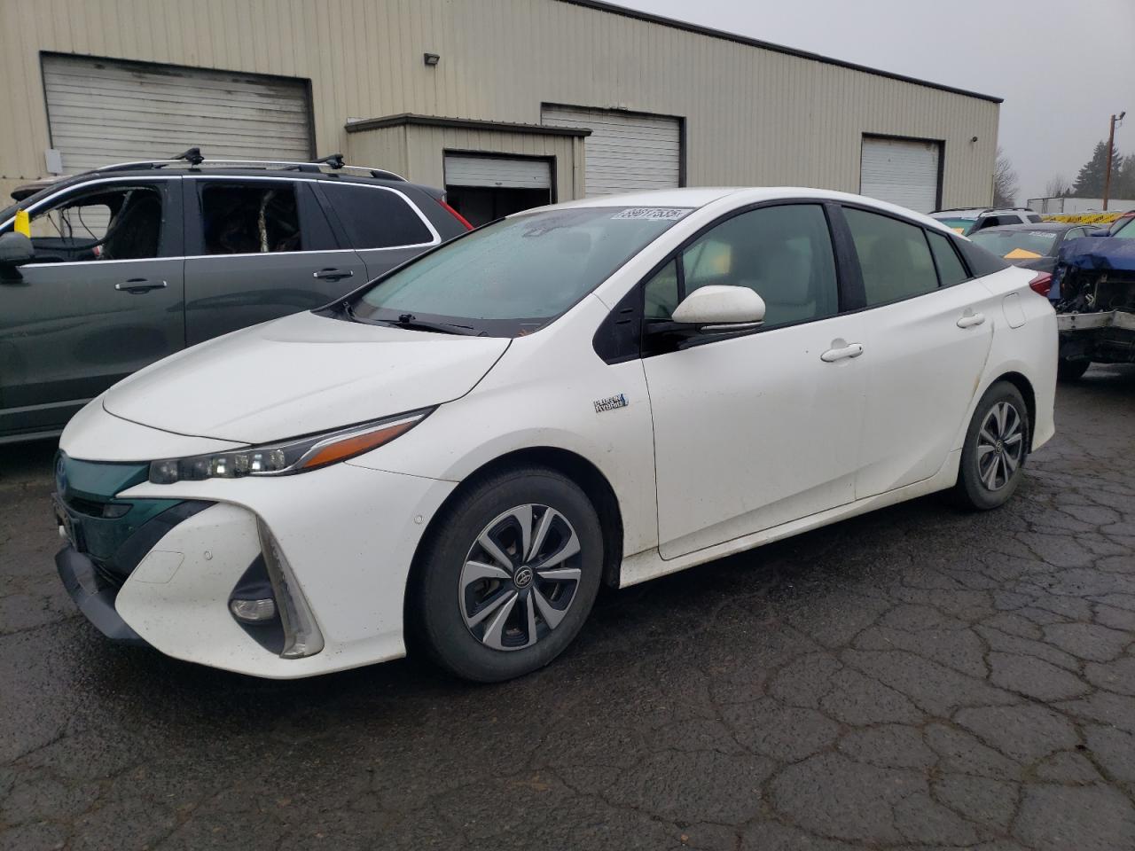 TOYOTA PRIUS PRIM 2018