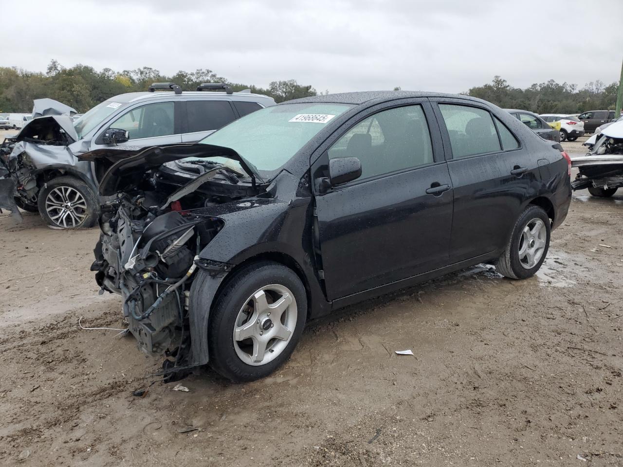 TOYOTA YARIS 2012