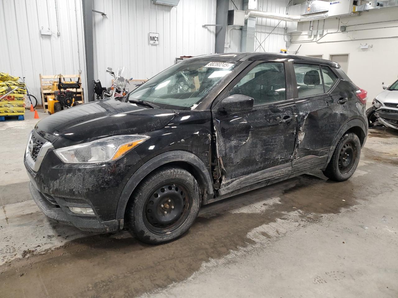 NISSAN KICKS S 2019