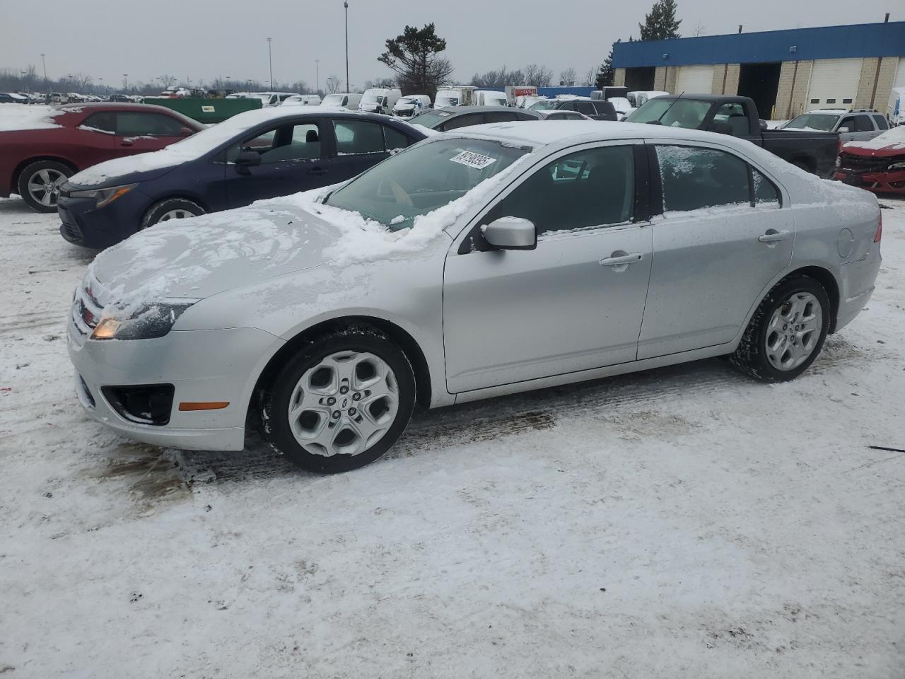 FORD FUSION SE 2011