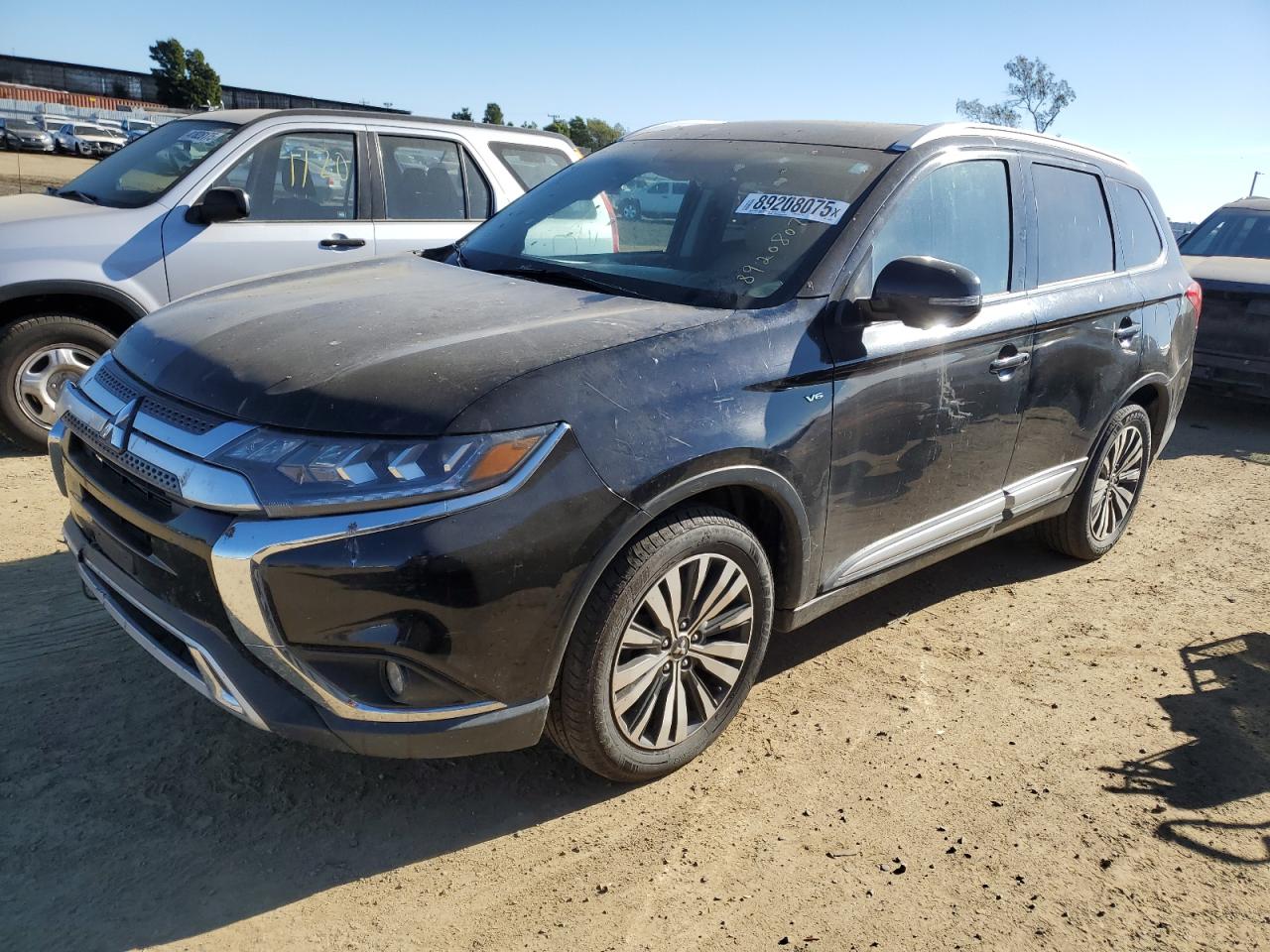 MITSUBISHI OUTLANDER 2019