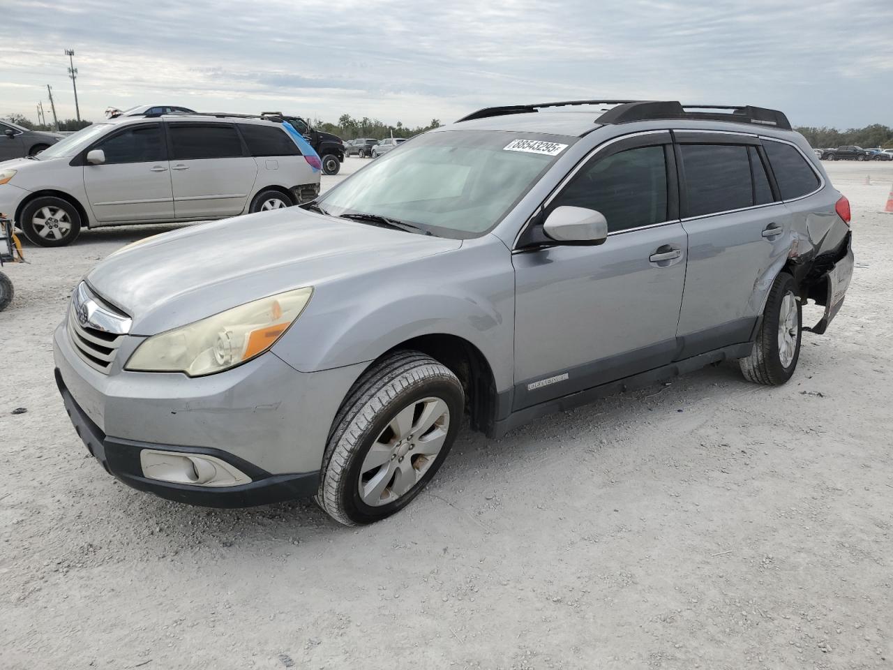SUBARU OUTBACK 2. 2010