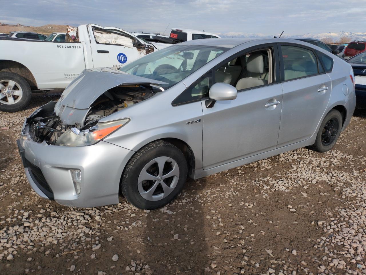 TOYOTA PRIUS 2012