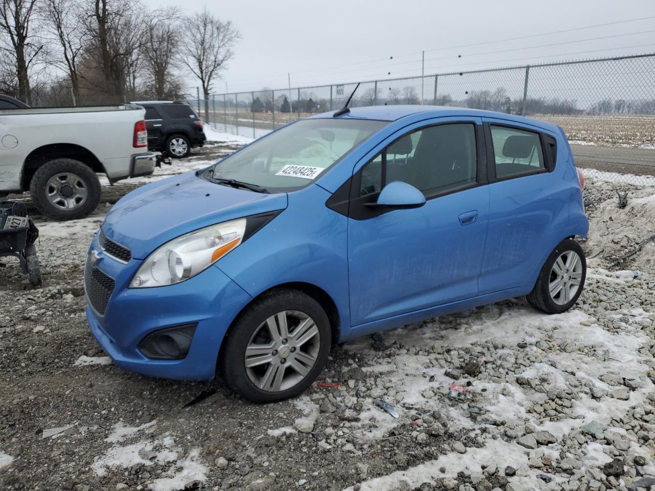 CHEVROLET SPARK 1LT 2013