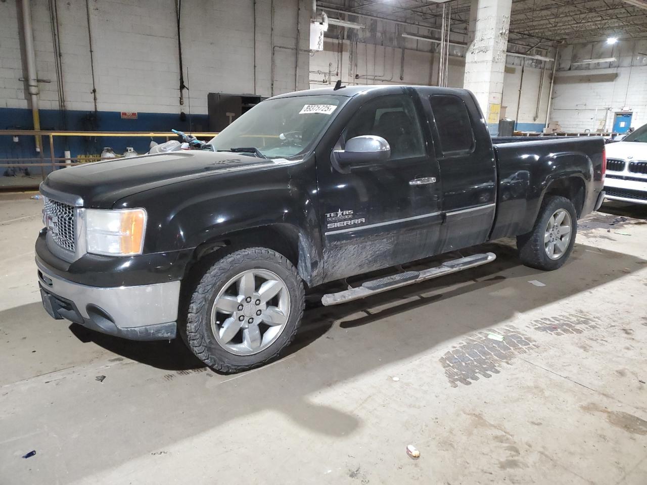 GMC SIERRA C15 2013
