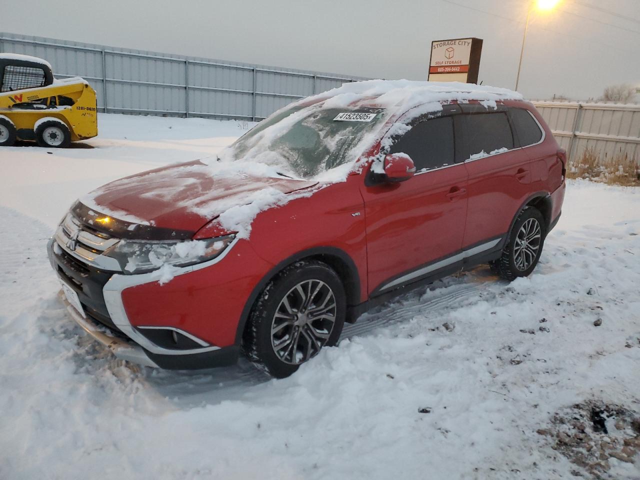 MITSUBISHI OUTLANDER 2016