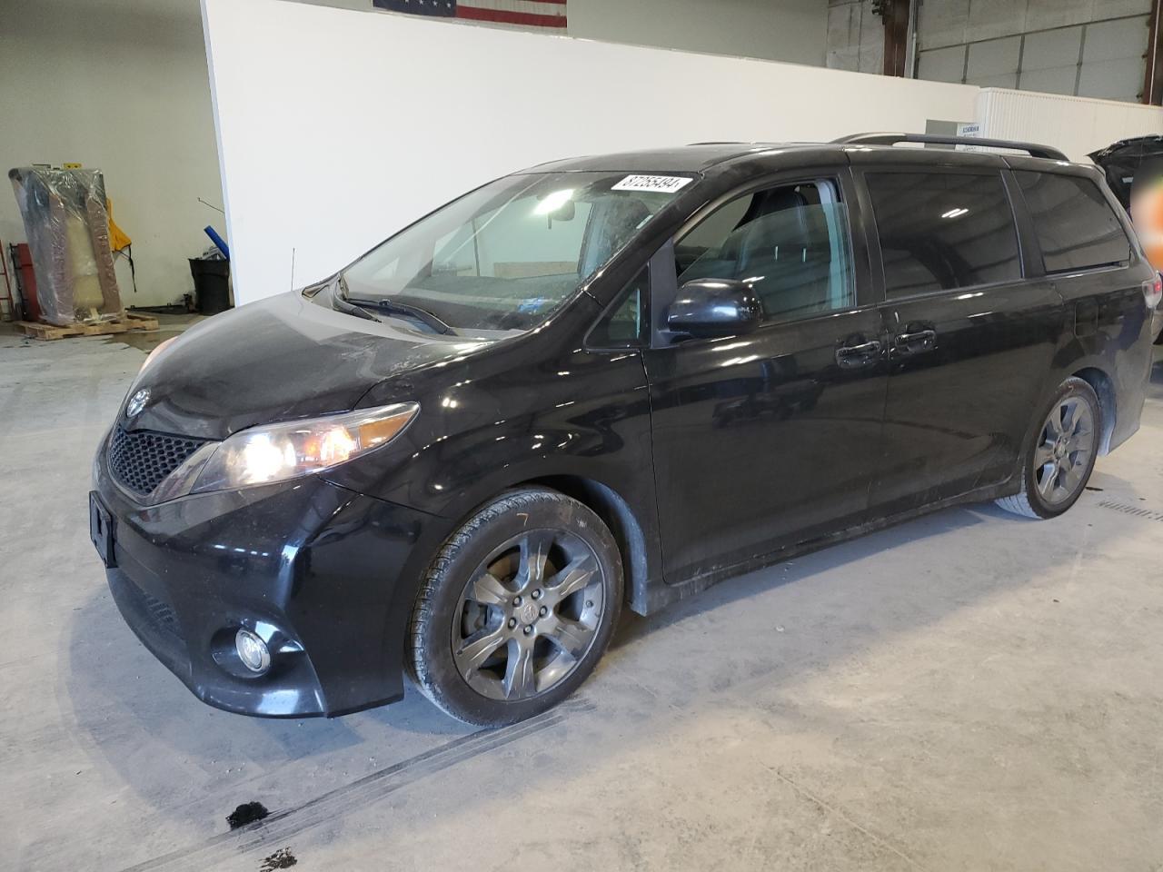 TOYOTA SIENNA SPO 2012